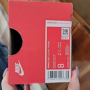 NWT Nike Sandals Size 8